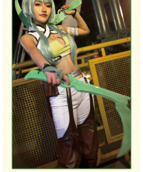 RWBY Season 1 Emerald Sustrai Cosplay Costumes